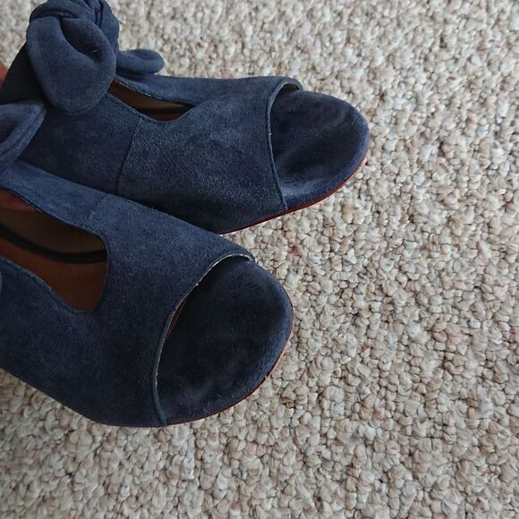 Bernardo navy blue Suede Knot Mules size 8.5 - Picture 9 of 12